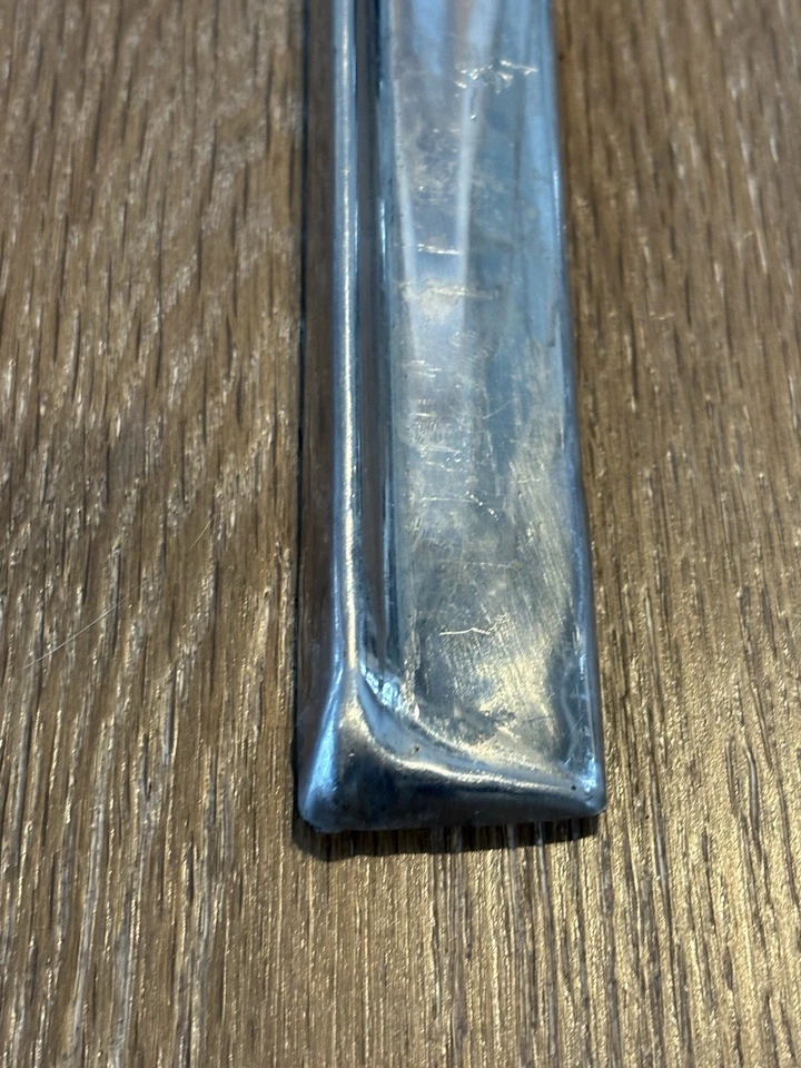 1949 1950 Mercury RH четверть молдинг 68-1/4" - Изображение 2 из 4