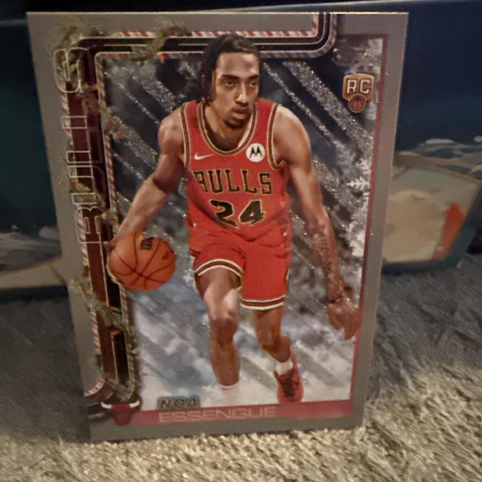 2025-26 Topps Holiday - Noa Essengue #H172 Holiday Silver Glitter (RC)