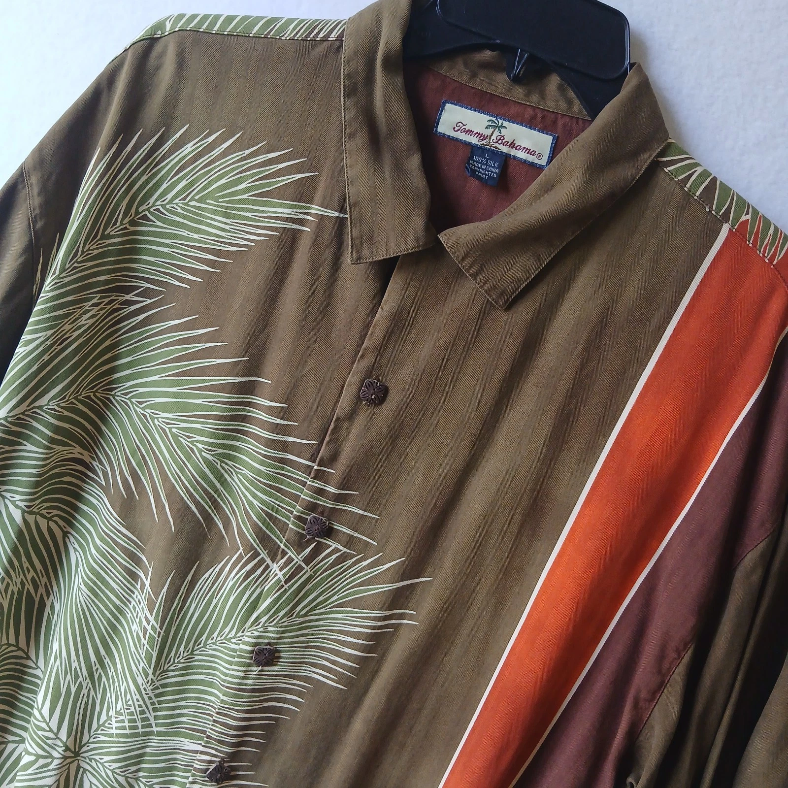 Tommy Bahama Shirt Large Brown Silk Hawaiian Floral Tropical Camp Vacation #811
Opens in a new windo