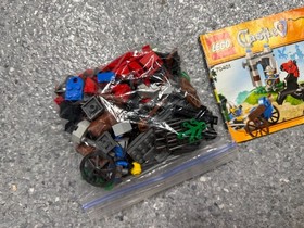 LEGO Castle (70401) Gold Getaway Retired  complete with instructions