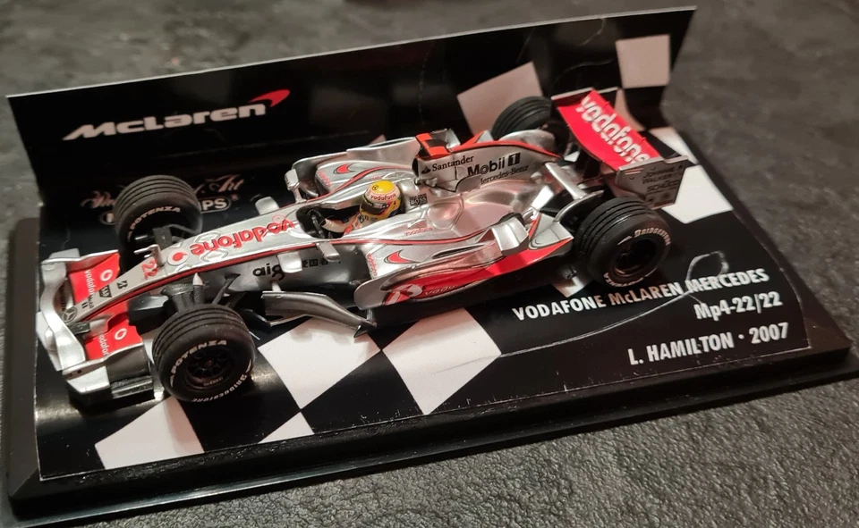 Modellino F1 1:43 Mclaren Mp4/22 2007 Lewis Hamilton Minichamps  - Immagine 2 di 4