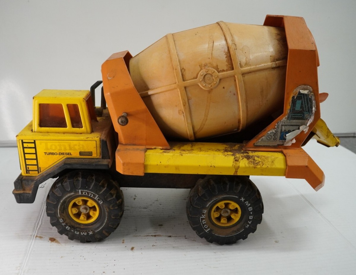Vintage 1984-1989 Tonka Turbo-Diesel Cement Mixer Truck (1063