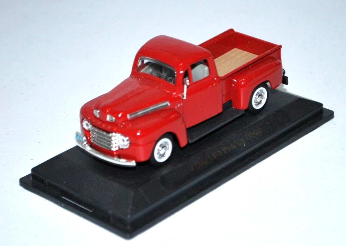 Road Signature Ford F-1 Contemporary Manufacture Diecast Pickup