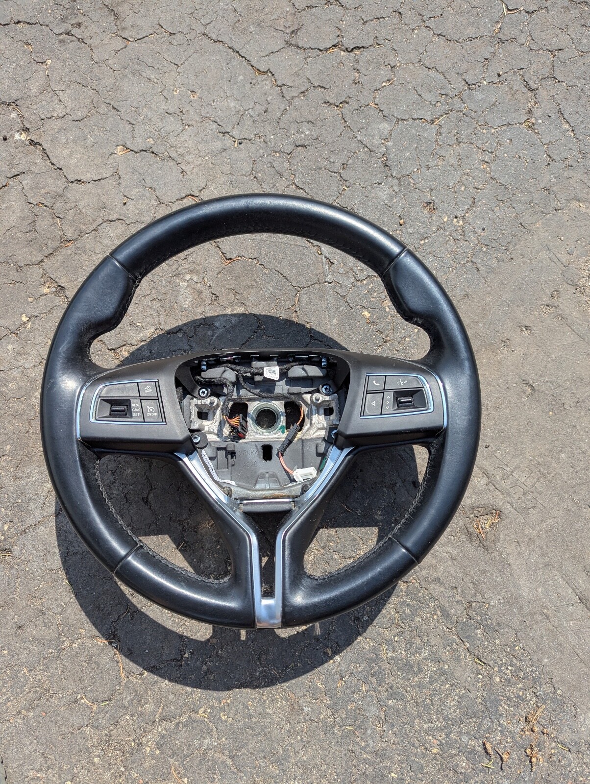 2017-2020 Maserati Levante Multifunctional Steering Wheel Leather OEM