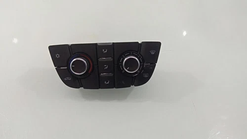 13337691 heating control for Opel Astra J Sedan 5P * 2010 2440882 - Picture 1 of 9