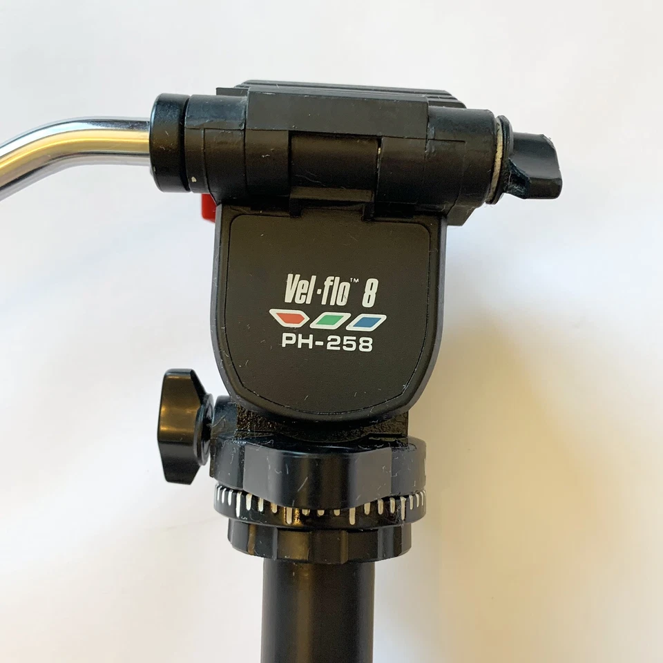 Velbon S-900 Video Tripod VelFlo8 PH-258 25.5" To 63" No Quick Release Plate - Image 4 of 4