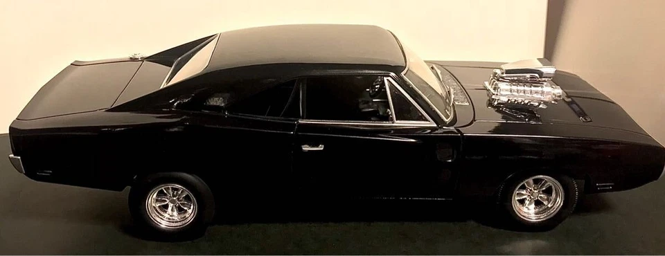 1/18 Mattel Movie Fast Furious DOM's DODGE CHARGER Charger Modified LED Minicar - Image 4 of 4