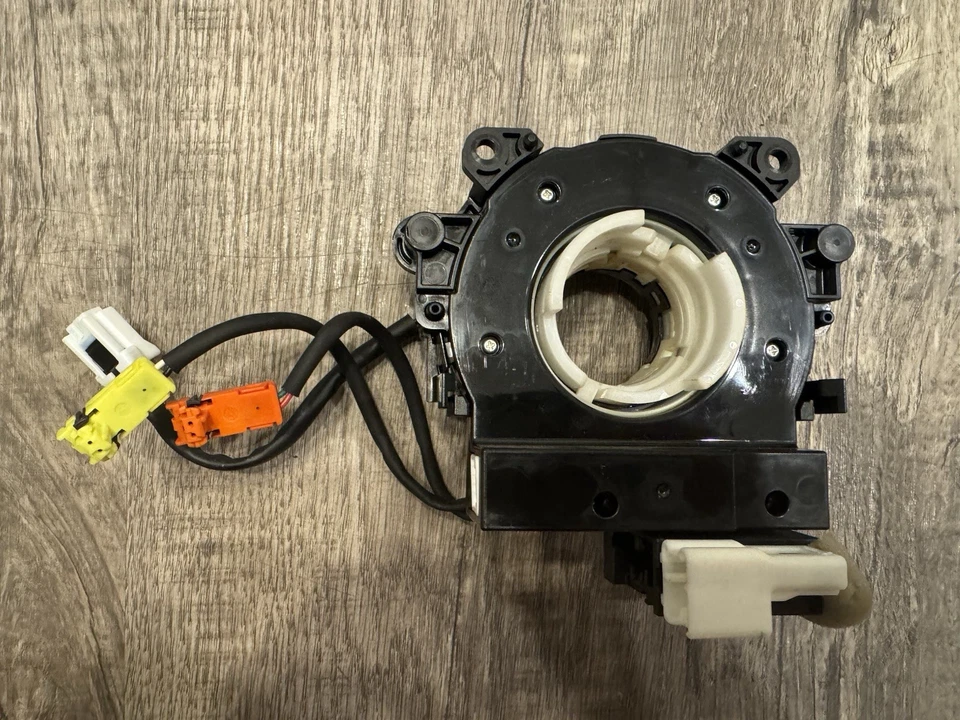 Infiniti M37 M56 M35H Q70 Q70L Resorte de reloj de dirección térmico OEM con ángulo de dirección Foto 2 de 4