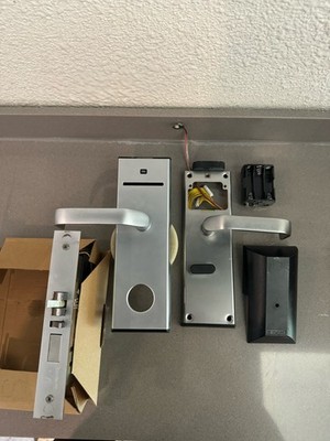 Vingcard 2800 Magswipe Lock Unit Set - Working Good For Commercial Hotel