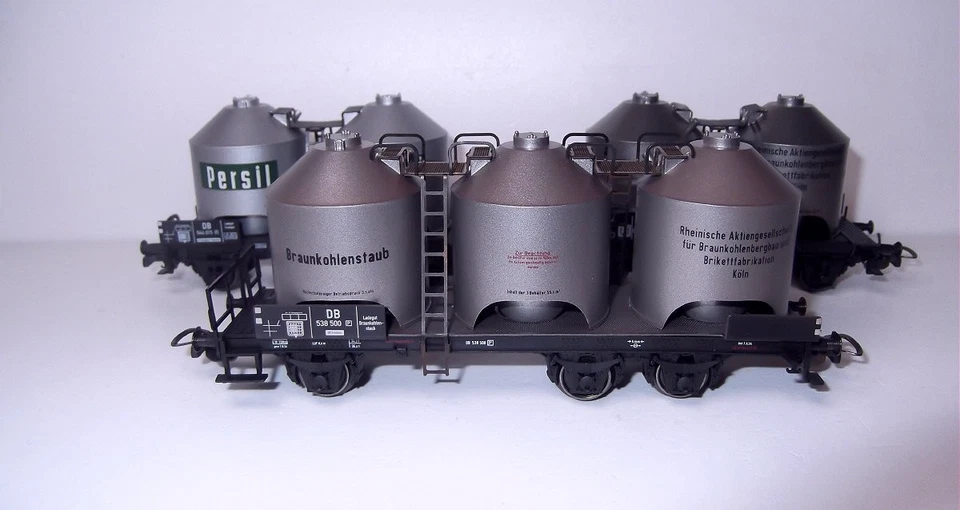 Trix 21217, 23992, 46581 – Three Dust Silo Cars DB Epoch 3, Never Used - Image 4 of 4