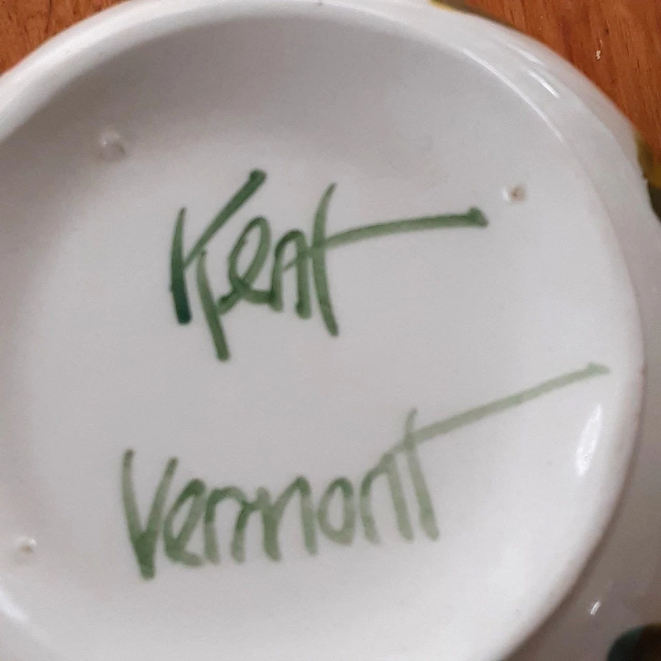 Tetera artesanal vintage Vermont cerámica firmada soleada amarillo tulipanes cerámica Foto 4 de 4