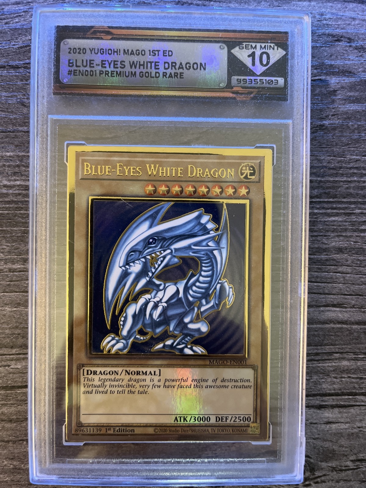 2020 YuGiOh! BlueEyes White Dragon Gold Rare MAGOEN001 1st Edition