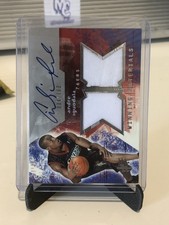 Andre Iguodala - 04/05 SPx Winning Materials Jersey Auto RC 4/100 Rookie