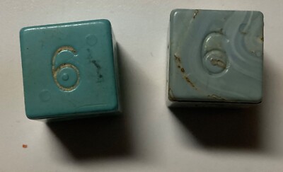 Vintage AD&D D&D Expert Dungeons Dragons Mentzer Dice D6 x2 Light Blue Teal TSR