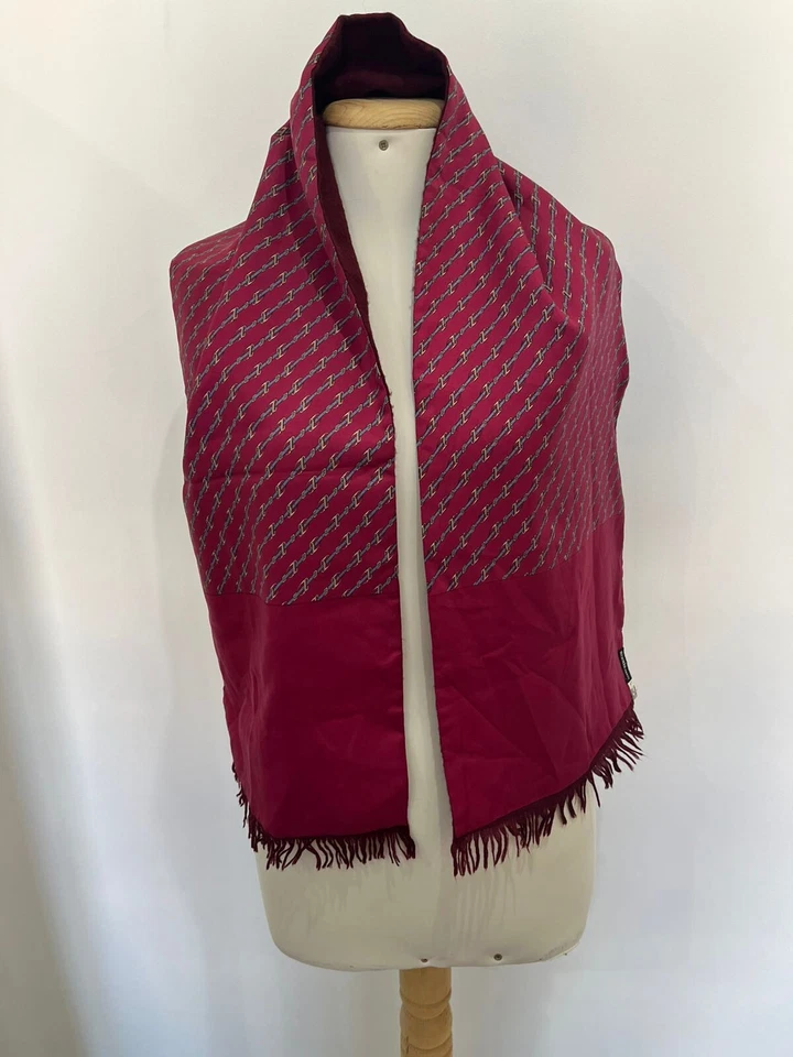 S4# Hermès réversible rectangle Silk scarf red 53/15 inch made in France - Image 2 of 4