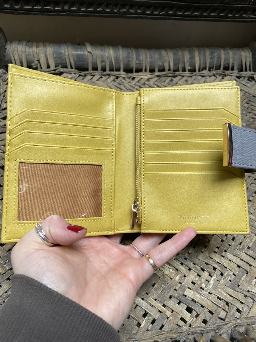 zara travel wallet
