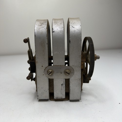 Western Electric 3 Bar Magneto 22-A 230 Made USA non testato considerare per ricambi - Foto 1 di 5