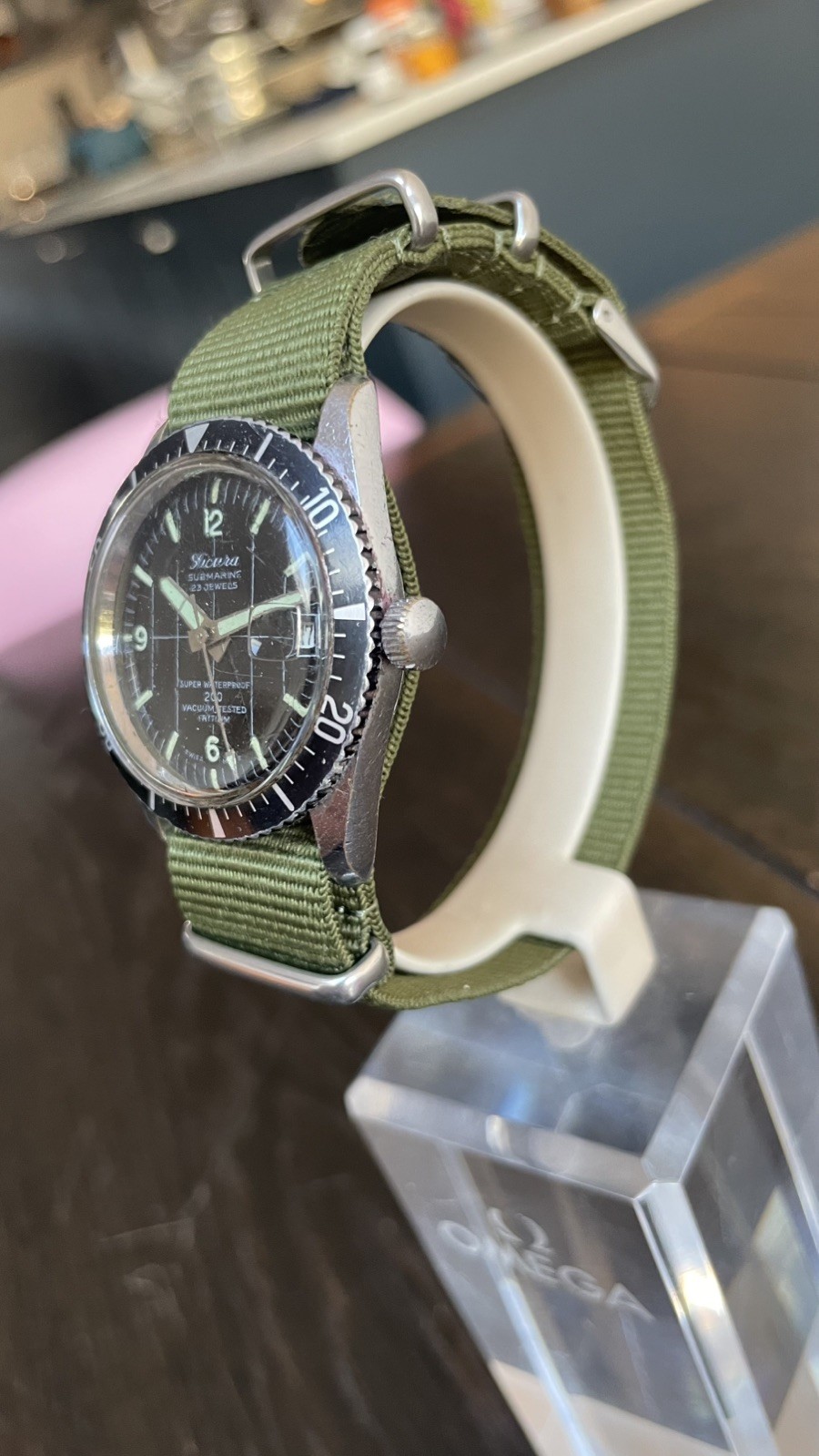 Vintage Sicura (Breitling) Submarine 200 Skin Diver Watch Hand-Wind Working