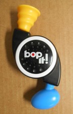 Bop It Mini 2014 Hasbro Electronic Talking Musical Game Tested  Works O28