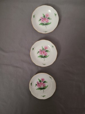 Herend small bowl (Set of 3) (3.625'' x  0.625'') Excellent condition - no damage