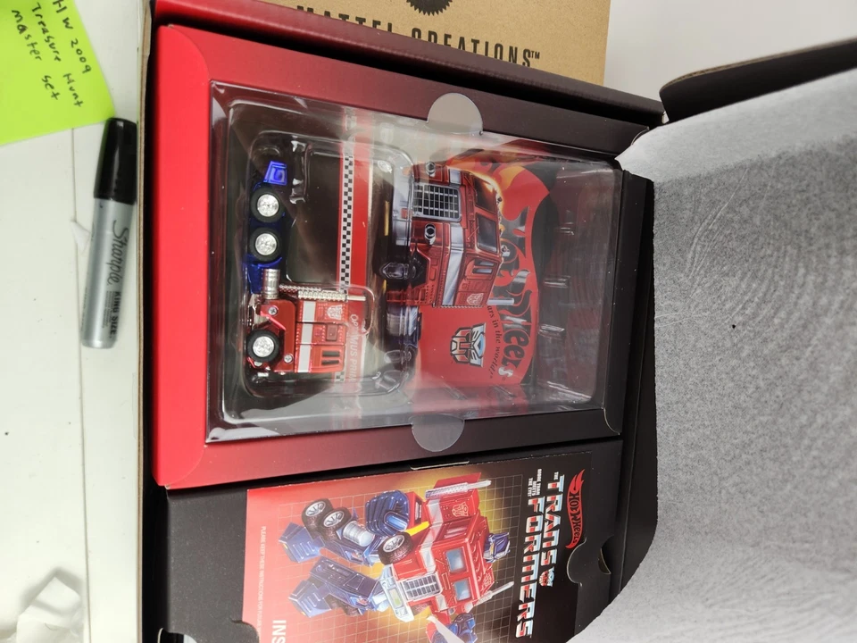 Hot Wheels Transformers Optimus Prime Mattel Creations RLC NEW Rare - Image 3 of 4