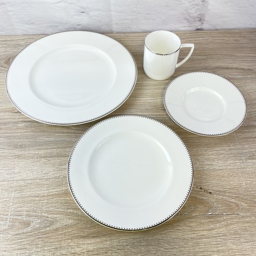 Mikasa Contessa Platinum CAW01 Bone China Silver & White 4pc Place Setting Plate - Picture 4 of 9