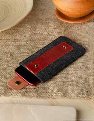 iPhone XR Case 100% Wool Felt Genuine Italian Red Leather iPhone XS Max Cover