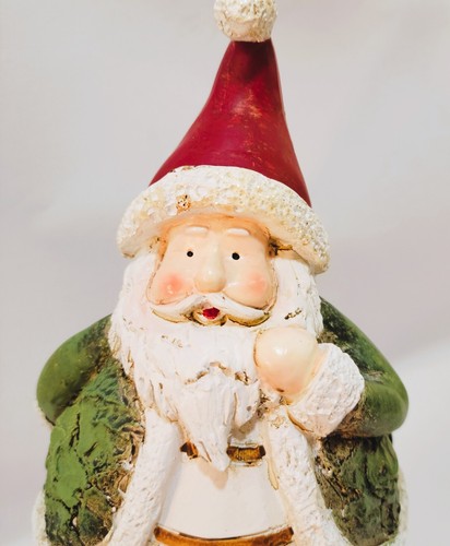 Vintage Santa Claus Faux Wood Resin Figurine 7 1/4" dressed in Red and Green - Picture 6 of 9