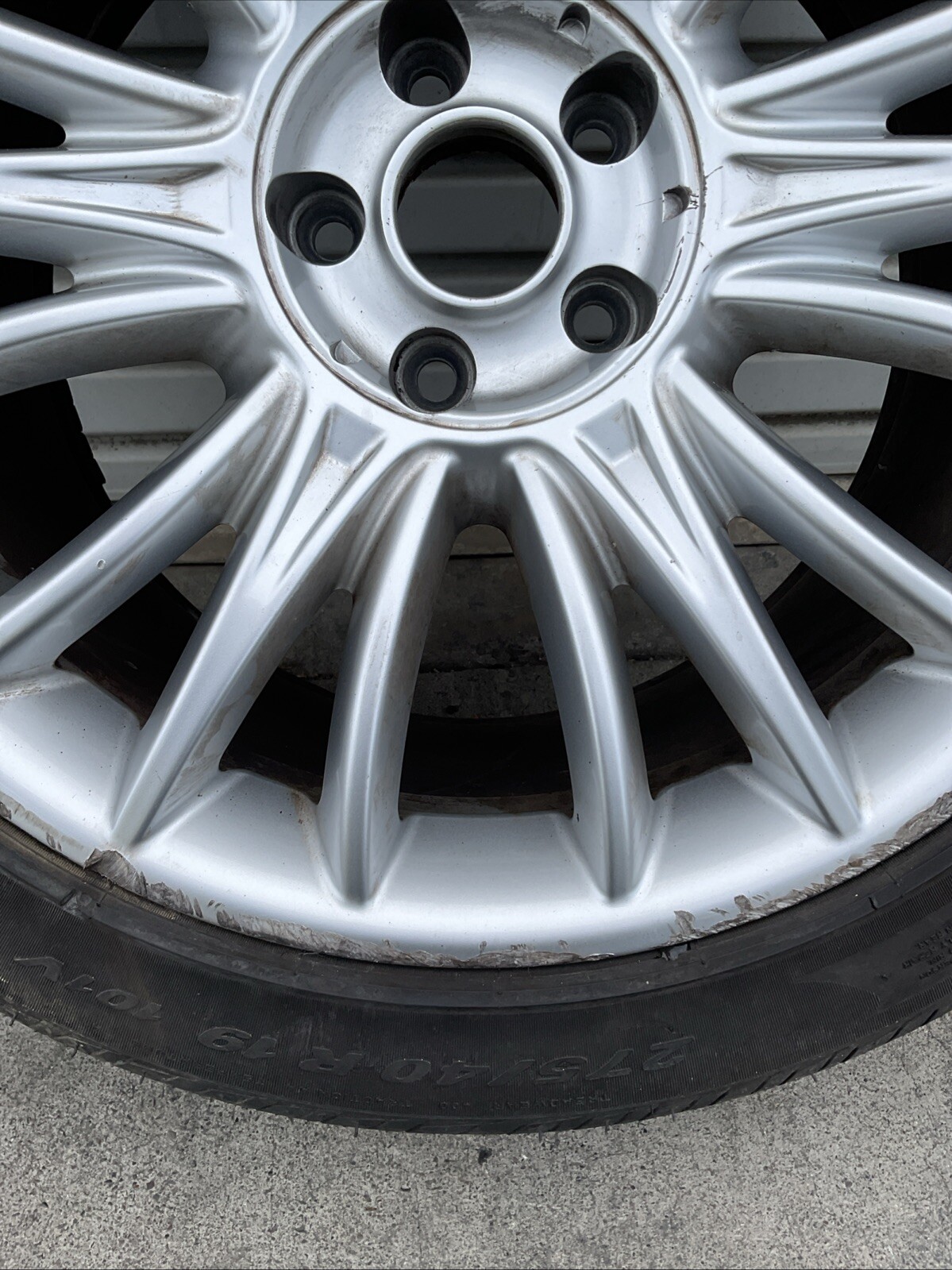 14-17 Maserati Quattroporte, Rear Wheel / Rim, Curb Rash, 19",  P/N 98015712 #1