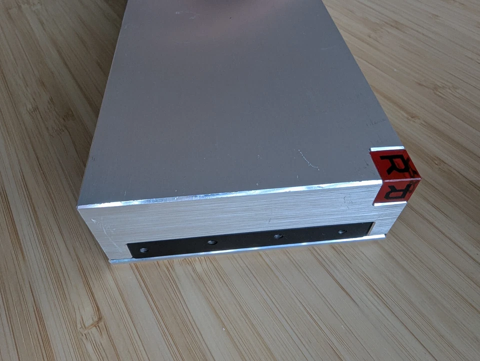 AMD Radeon RX Vega 64 Reference Design - Built-in Liquid Cooling - Image 3 of 4