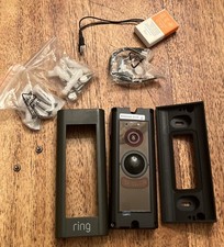 Ring Wired Doorbell Plus Video Doorbell Pro 8VR1P6-0EN0 1080p Video Doorbell