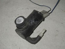 Pompe à eau Mazda 121