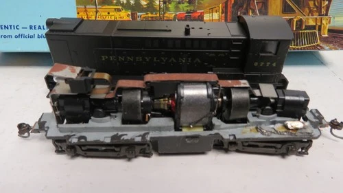 ATHEARN HO S12 SWITCHER POWERED NEEDS RAILING  WRONG BOX AS IS 636493