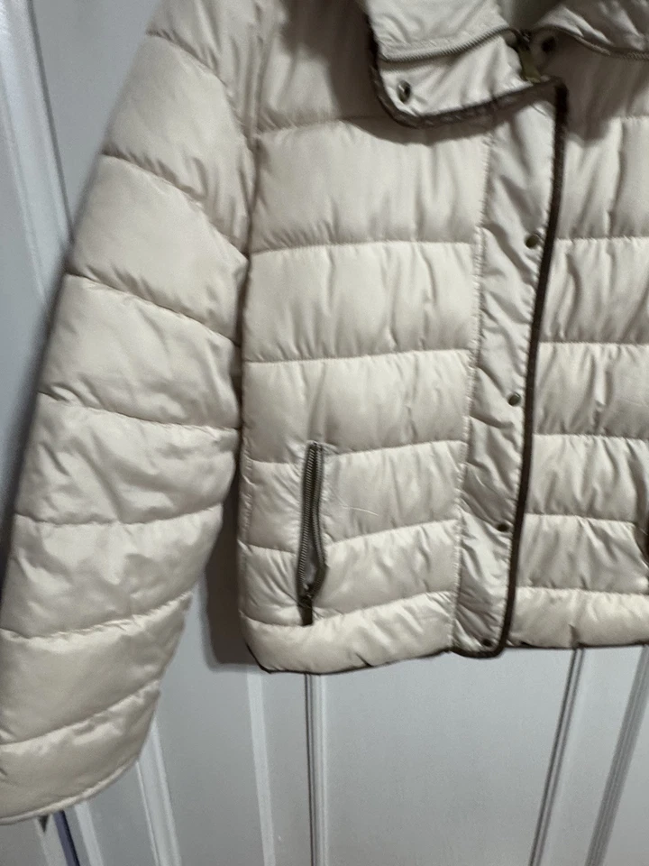 Old Navy 女式米色带人造毛皮领 XL 绗缝 Puffer 夹克 轻度使用 — 第 3/4 张图片