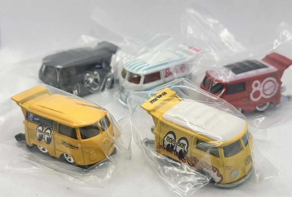 Hot Wheels Kool Kombi Lote de 5 Set Blister Pull Calidad PC VENTA Mooneyes Barbie Foto 2 de 3