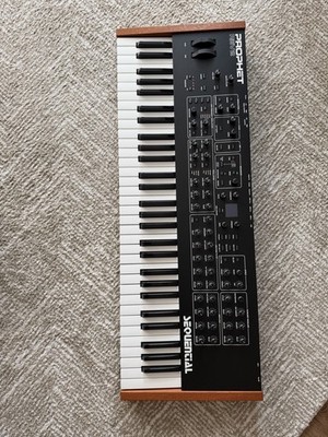 Sequential Prophet Rev2 -8 Voice   Top Zustand, kaum genutzt