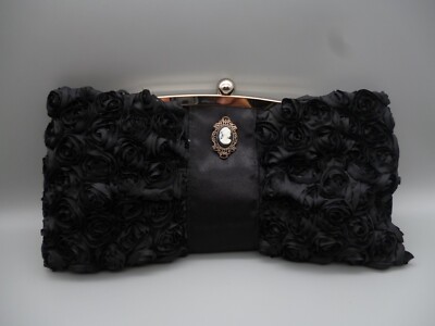 Damen Abendtasche- Elegant- schwarz- Rosenmotiv-BIJOUX Terner  mit Brosche