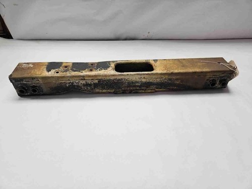 04 05 06 CHEVY AVALANCHE 1500 Automatic Transmission Mount Crossmember 4X4 5.3lL - Picture 4 of 4