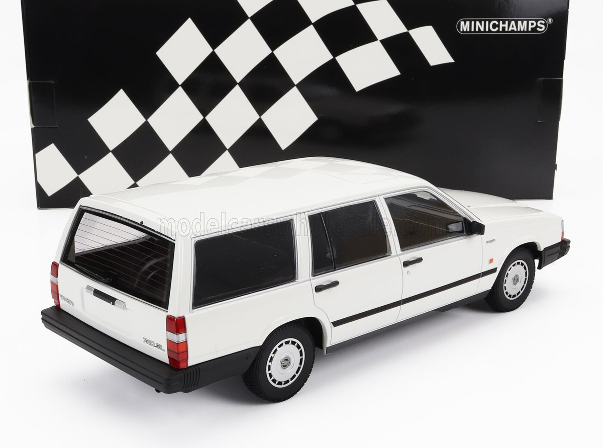 wonderful MINICHAMPS-diecast-modelcar 1/18 VOLVO 740GL BREAK 1986
