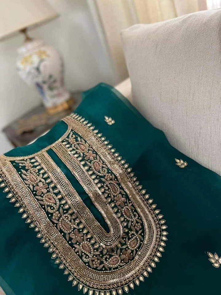 Suite de tres piezas con pantalón de satén Sopura Muselina Salwar Kamiz Original  Foto 2 de 2