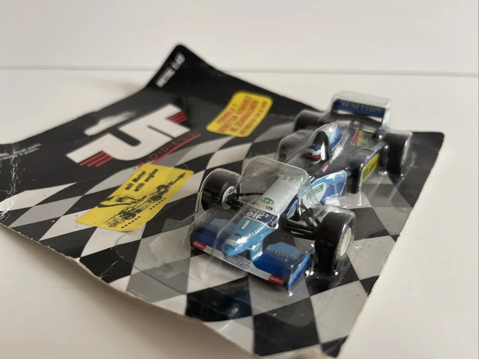 F1 BENETTON - M SCHUMACHER - UT MODELS PULL BACK ESCALA 1/43 - BLISTER PACK NUEVO Foto 4 de 4