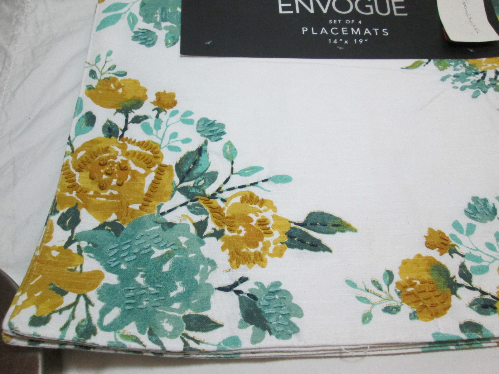 New Envogue FLORAL Set of 4 Placemats 14"x19" Teal Green and Gold