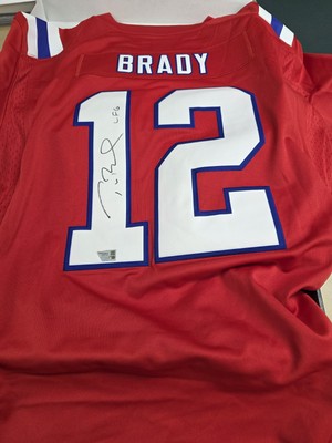Tom Brady Signed Patriots NFL Nike Limited Jersey w/LFG