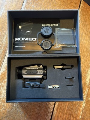 SIG SAUER ROME04S 実物 Sig Sauer Romeo4s Red Dot Sight 2 MOA Solar Powered SOR43021 for
