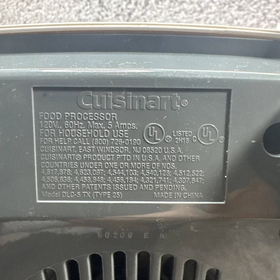 Cuisinart Food Processor DLC 5-TX With Accessories Tested and Working - Image 3 of 4