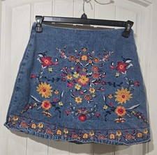 Harper Heritage Y2K Denim Skirt Embroidered Floral Side Zip Boho Hippie Sz MED