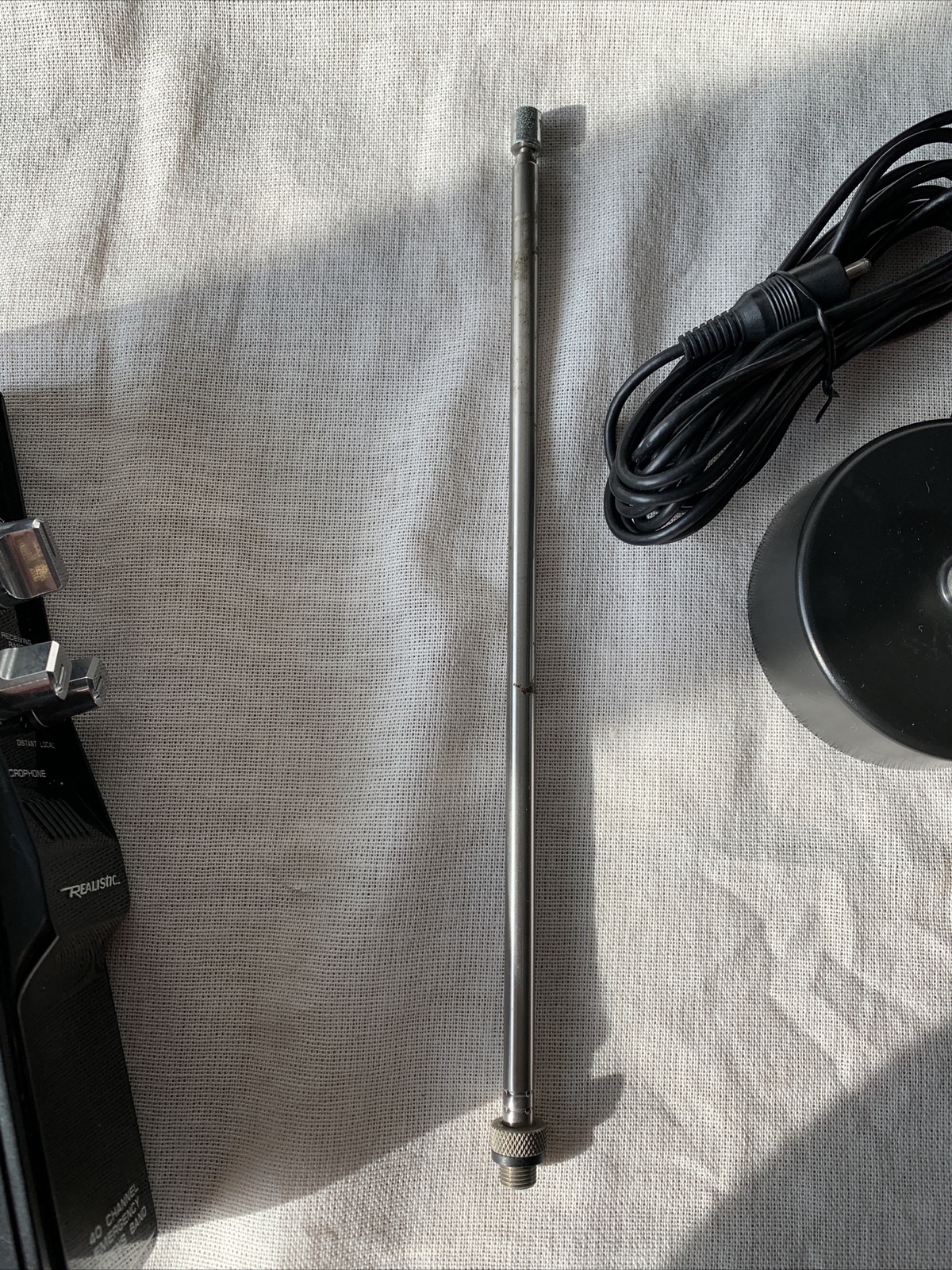 Realistic TRC412 40 Channel Two Way Emergency Citizens Band Radio