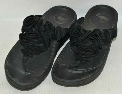 FitFlop Fleur Suede Ruffle Thong Flip Flops Sandals Womens Sz 6 M Black 137-001 | eBay