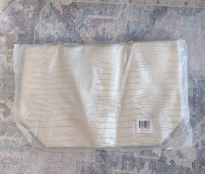 Gold Croc-Embossed SAKS FIFTH AVENUE Large Tote Bag NWOT. SSH