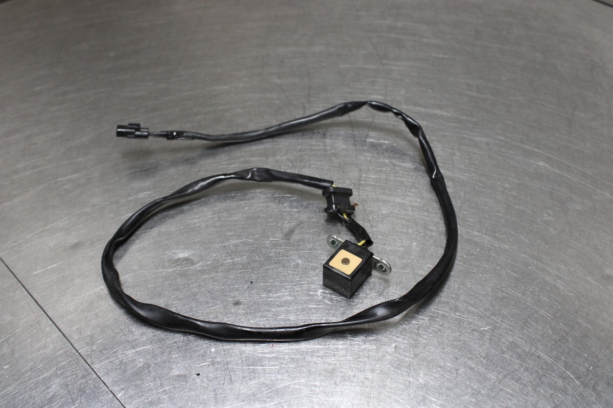 10-13 KAWASAKI Z1000 ZR1000 Crank Crankshaft Position Sensor | eBay